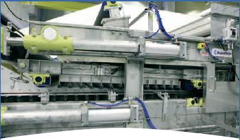 Easily changeable foils enhance the water removal and support the wire. Effective side seals allow a thick sludge cake and clear filtrate.